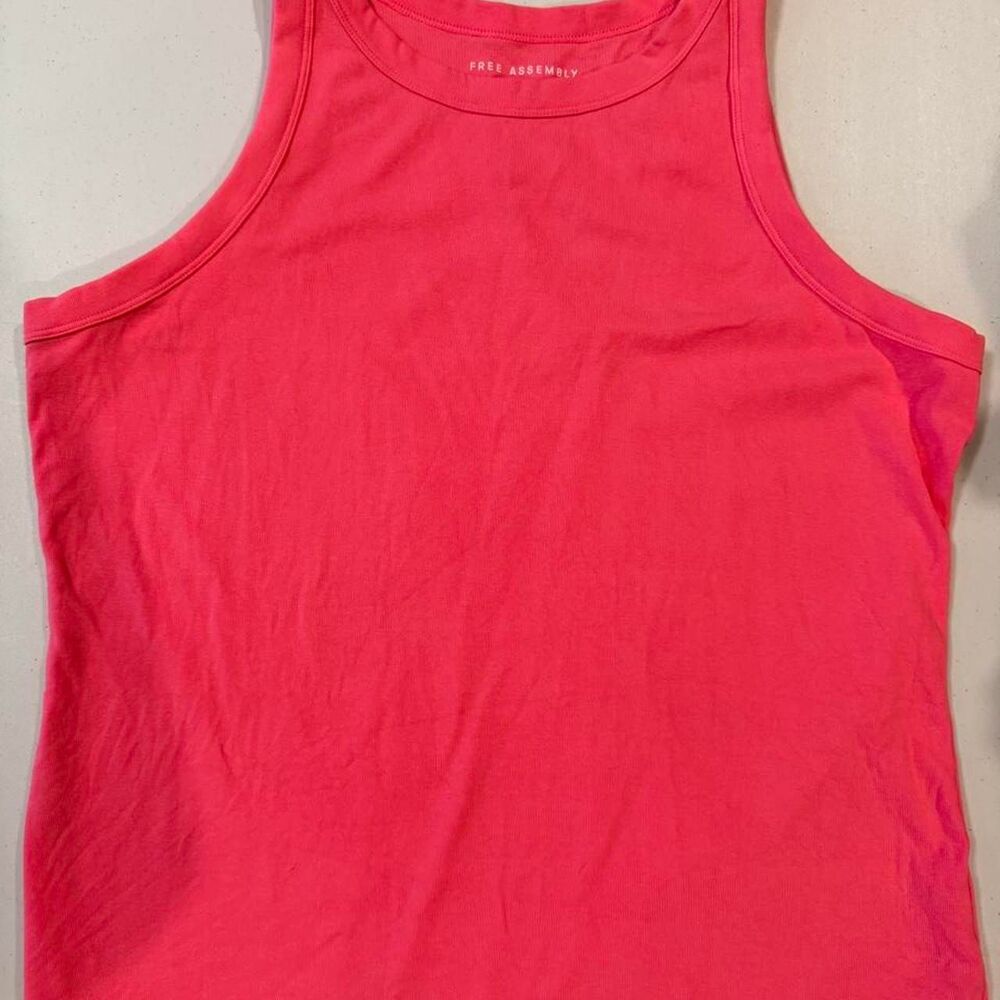 Free-assembly Women's Pink Vest